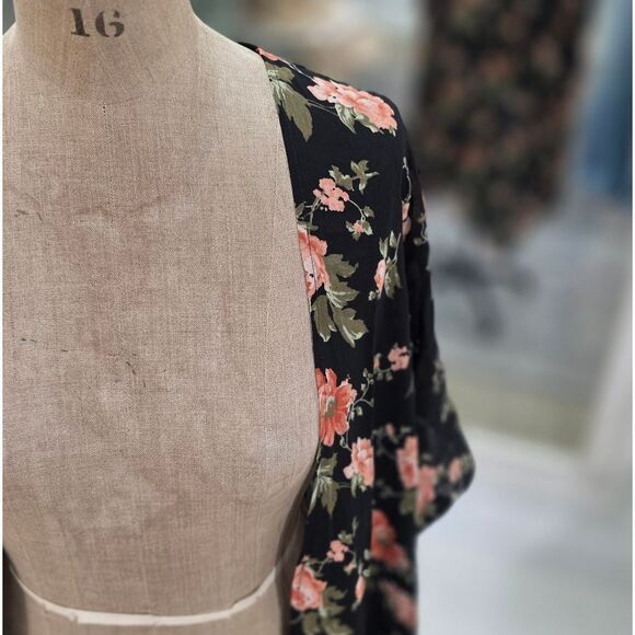 Floral Duster - Picture 4 of 8